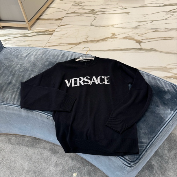 未使用 VERSACE/范思哲 男士字母毛衣黑色时尚圆领