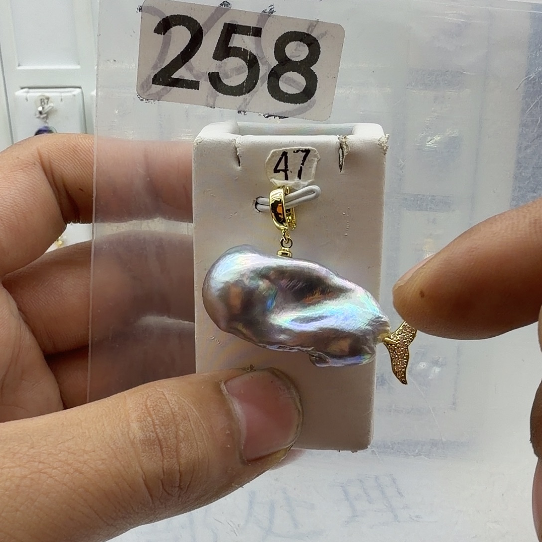 淡水珍珠合金颈饰