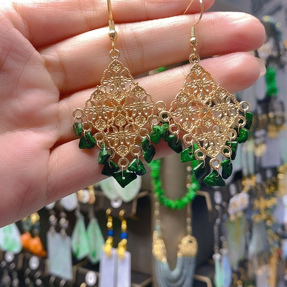 未镶嵌翡翠耳饰翡翠