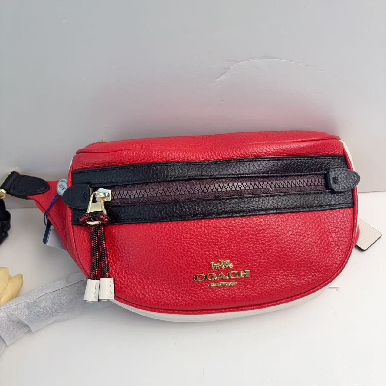 99新 COACH/蔻驰 蔻驰 未使用拼色胸包
