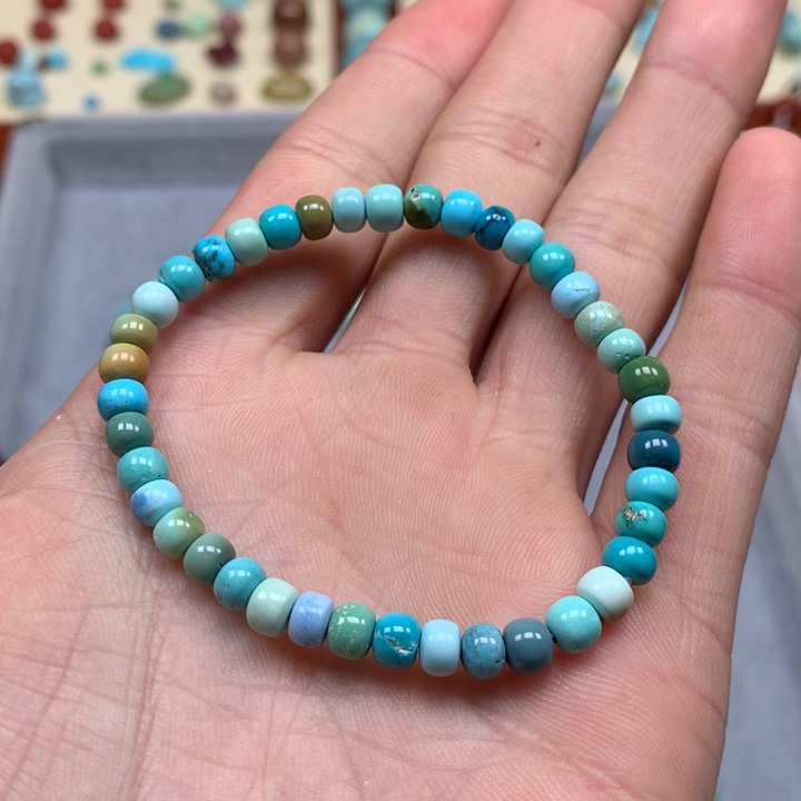 绿松石配饰未镶嵌