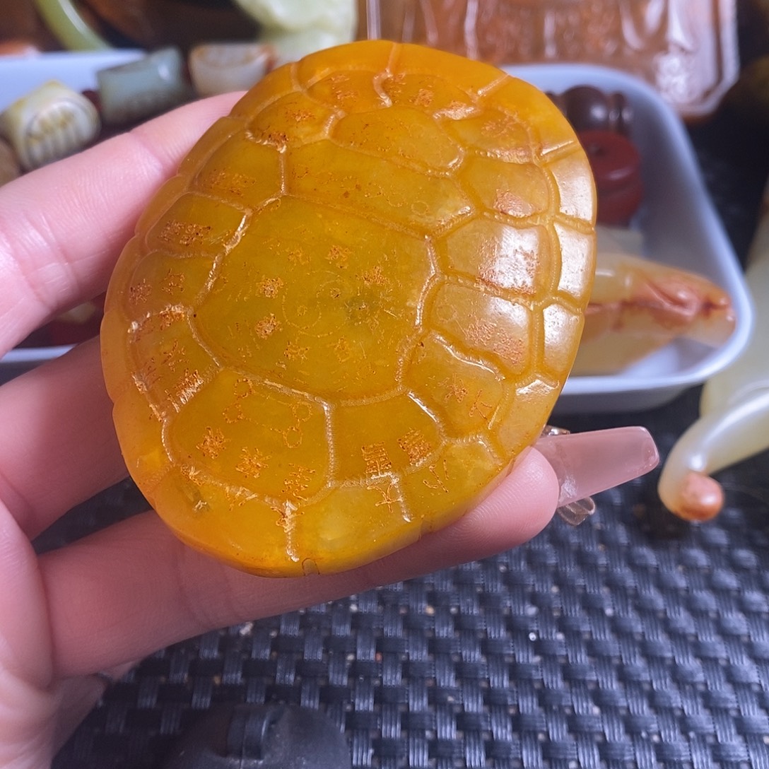 岫玉未镶嵌珠宝奇石