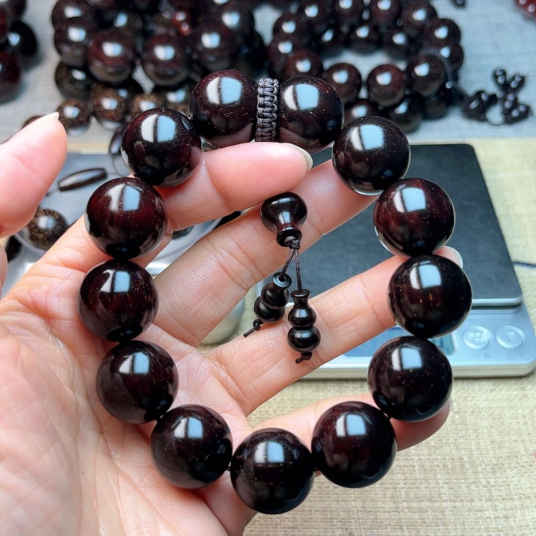 檀香紫檀（小叶紫檀）1.8 13颗