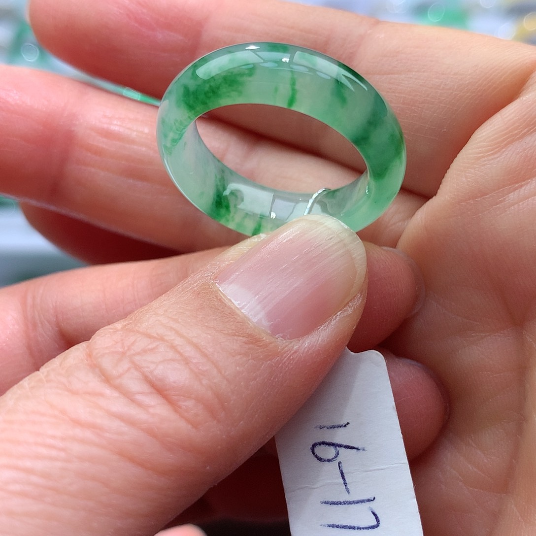 翡翠戒指未镶嵌16-17号