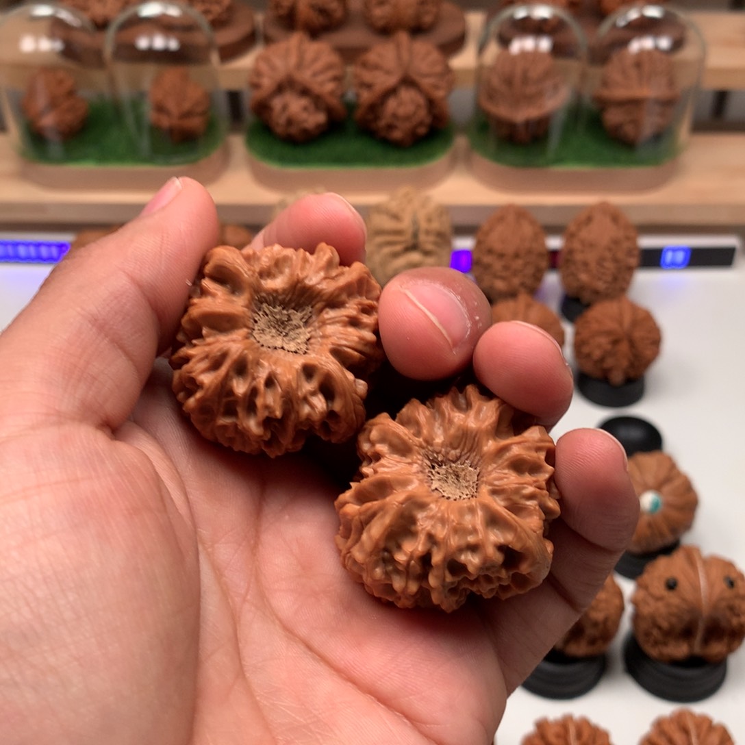 【闪购商品】吊坠文玩核桃大*隐隐约约