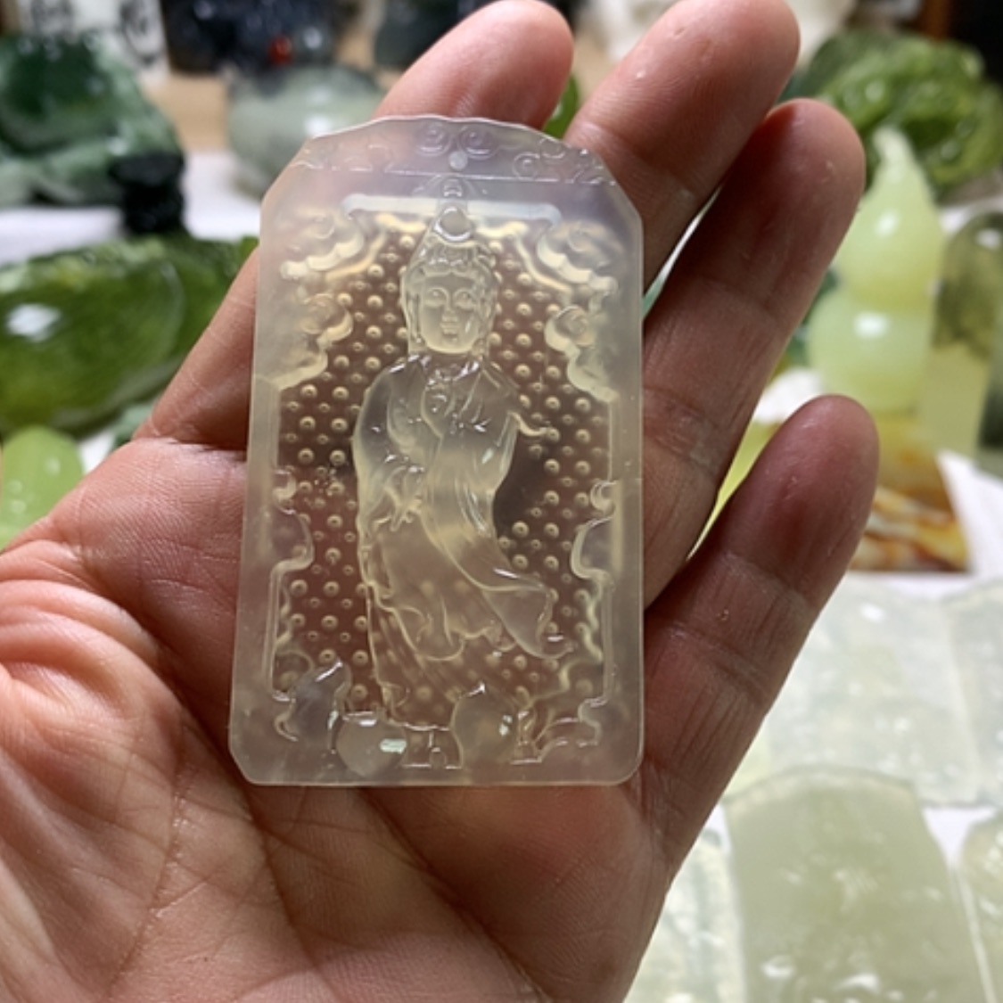 【闪购商品】蛇纹石玉颈饰合金