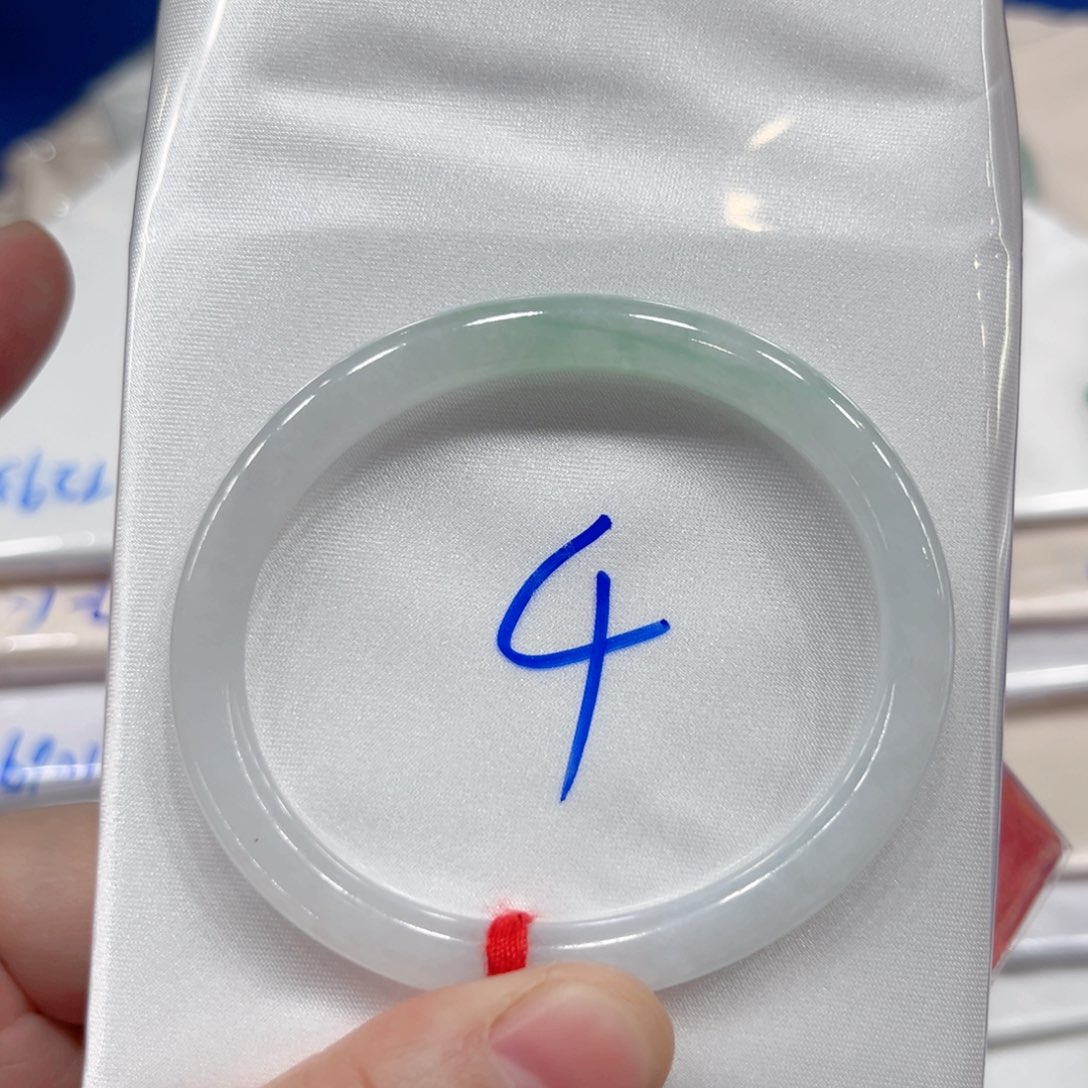 未镶嵌手镯翡翠52.8贵