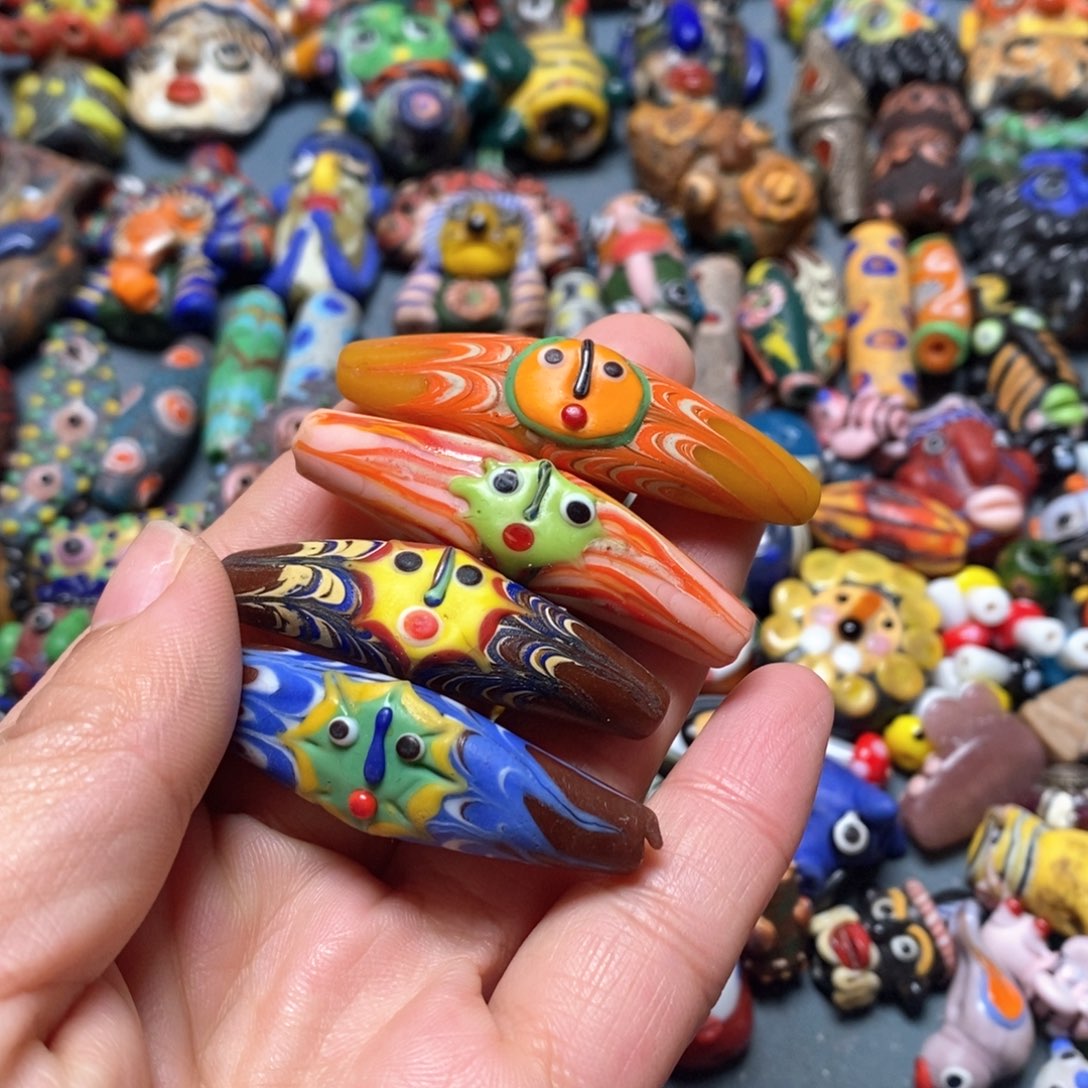 琉璃颈饰印度尼西亚弯管四个