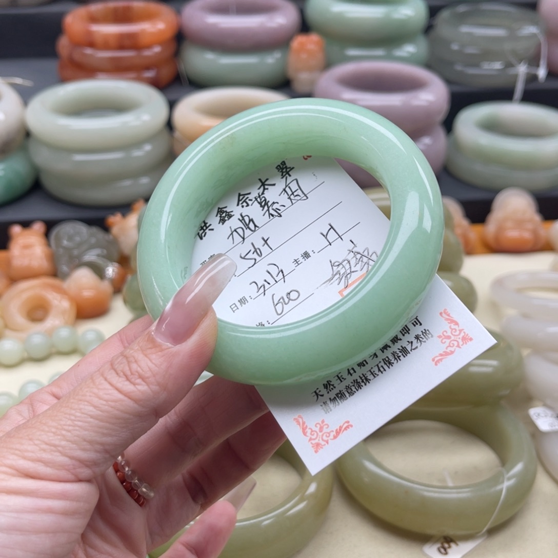 石英质玉未镶嵌我独*舟