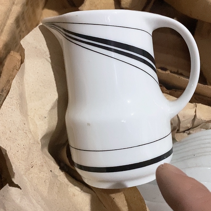 瓷片这个是红叶的对红叶的