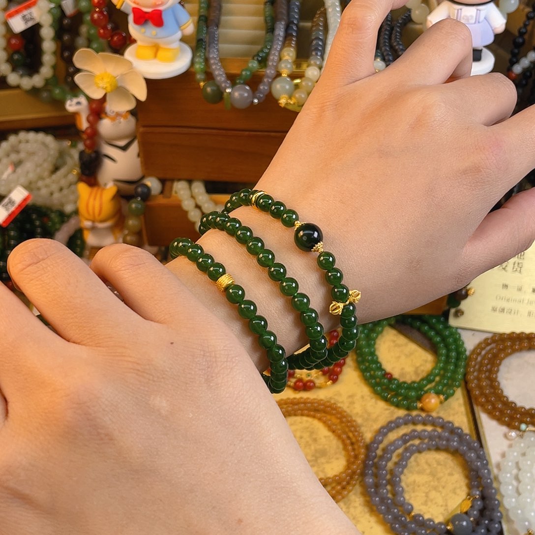 和田玉多圈手串未镶嵌