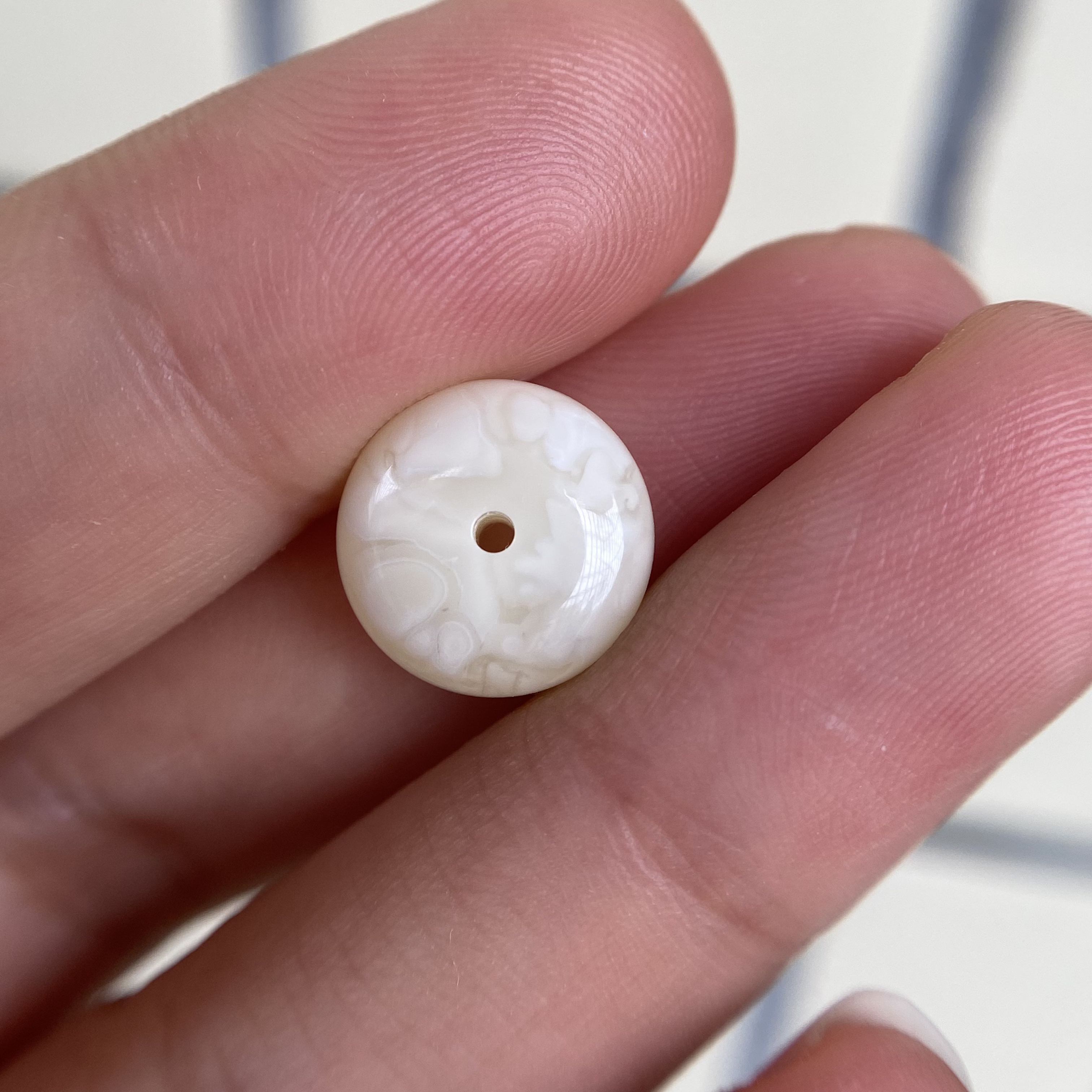 蜜蜡白花扣子隔片珠12.0×5.4mm，清货不退，品质如图，无优化保天然