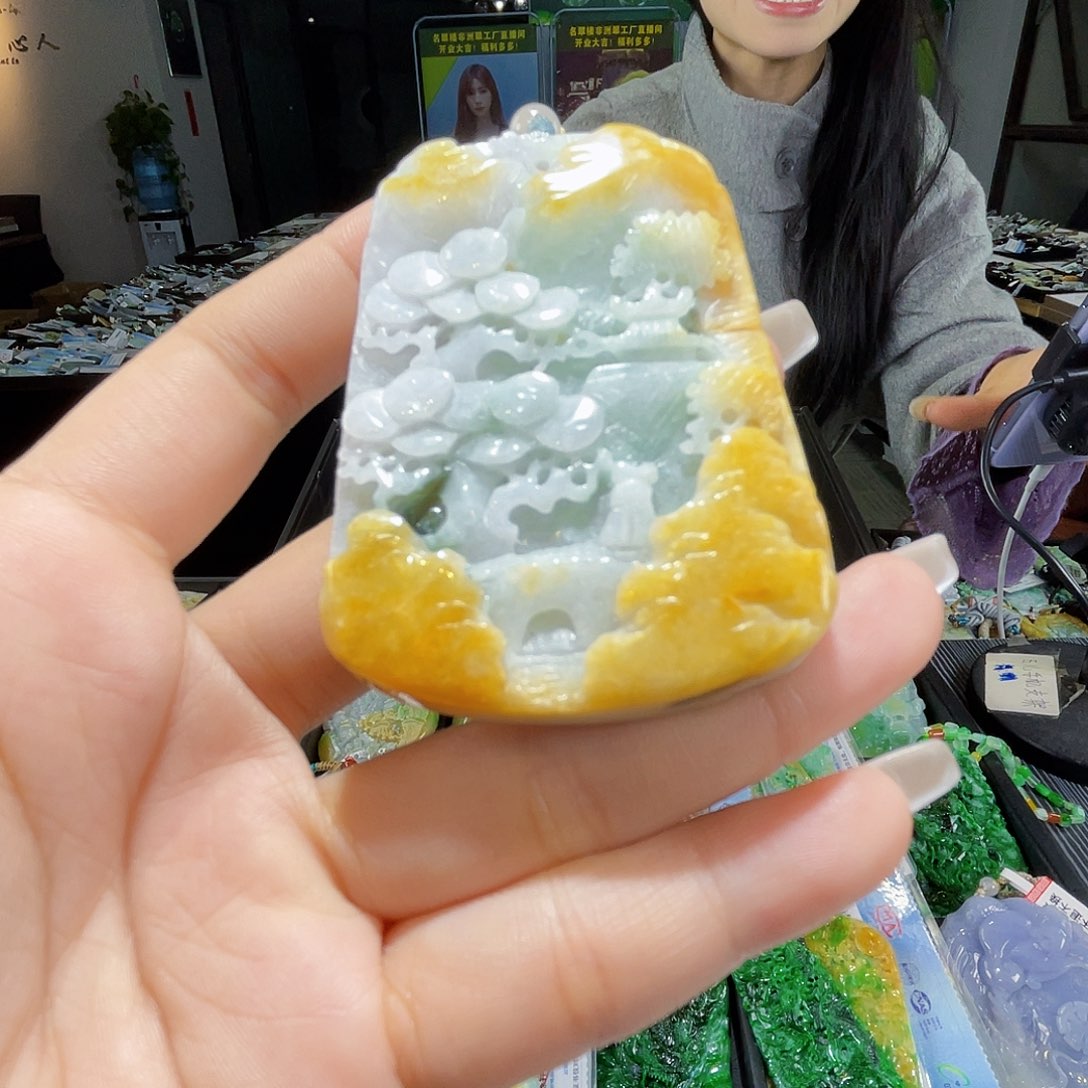 颈饰未镶嵌翡翠一