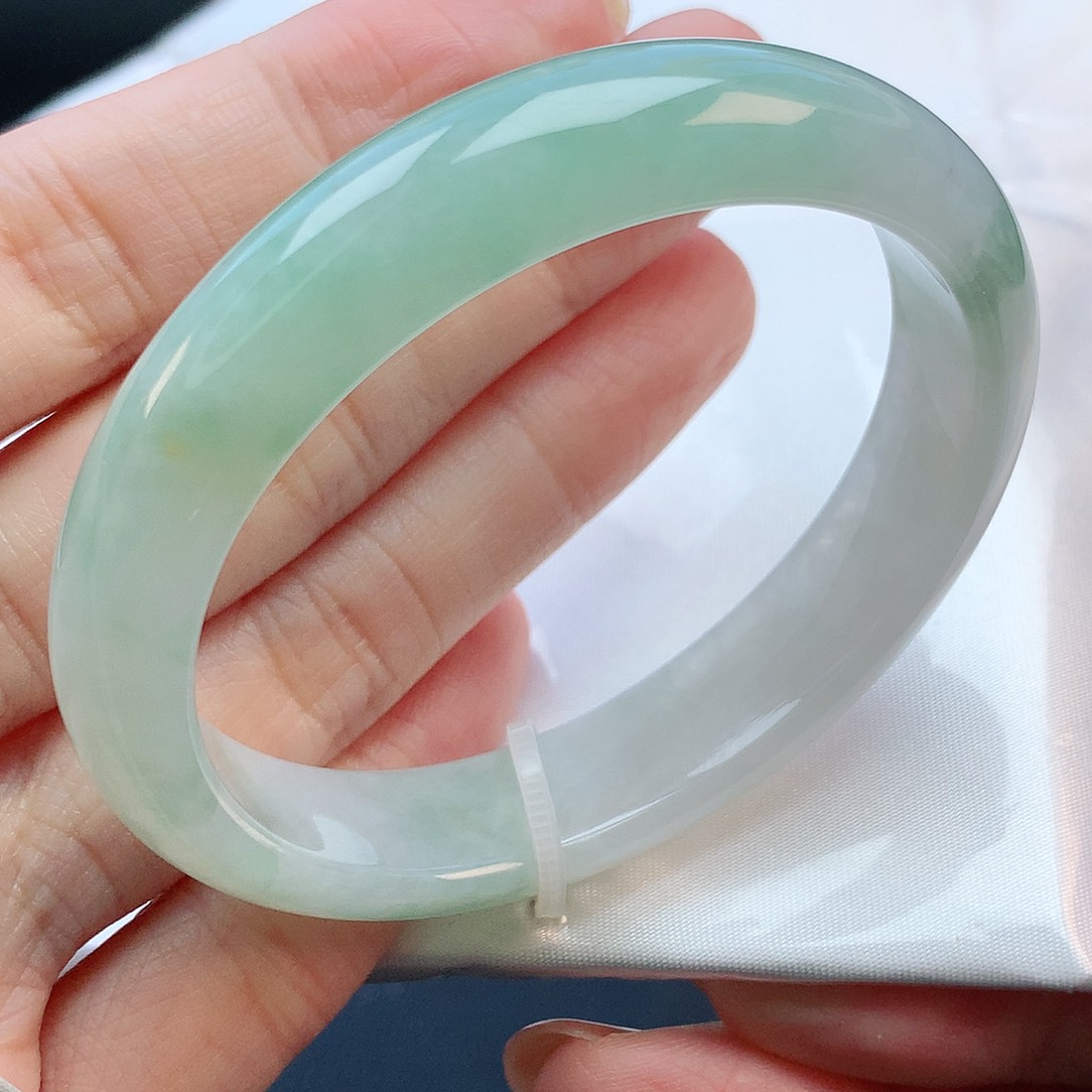 未镶嵌手镯翡翠55贵妃100152