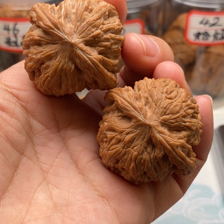 文玩核桃吊坠40山地磨