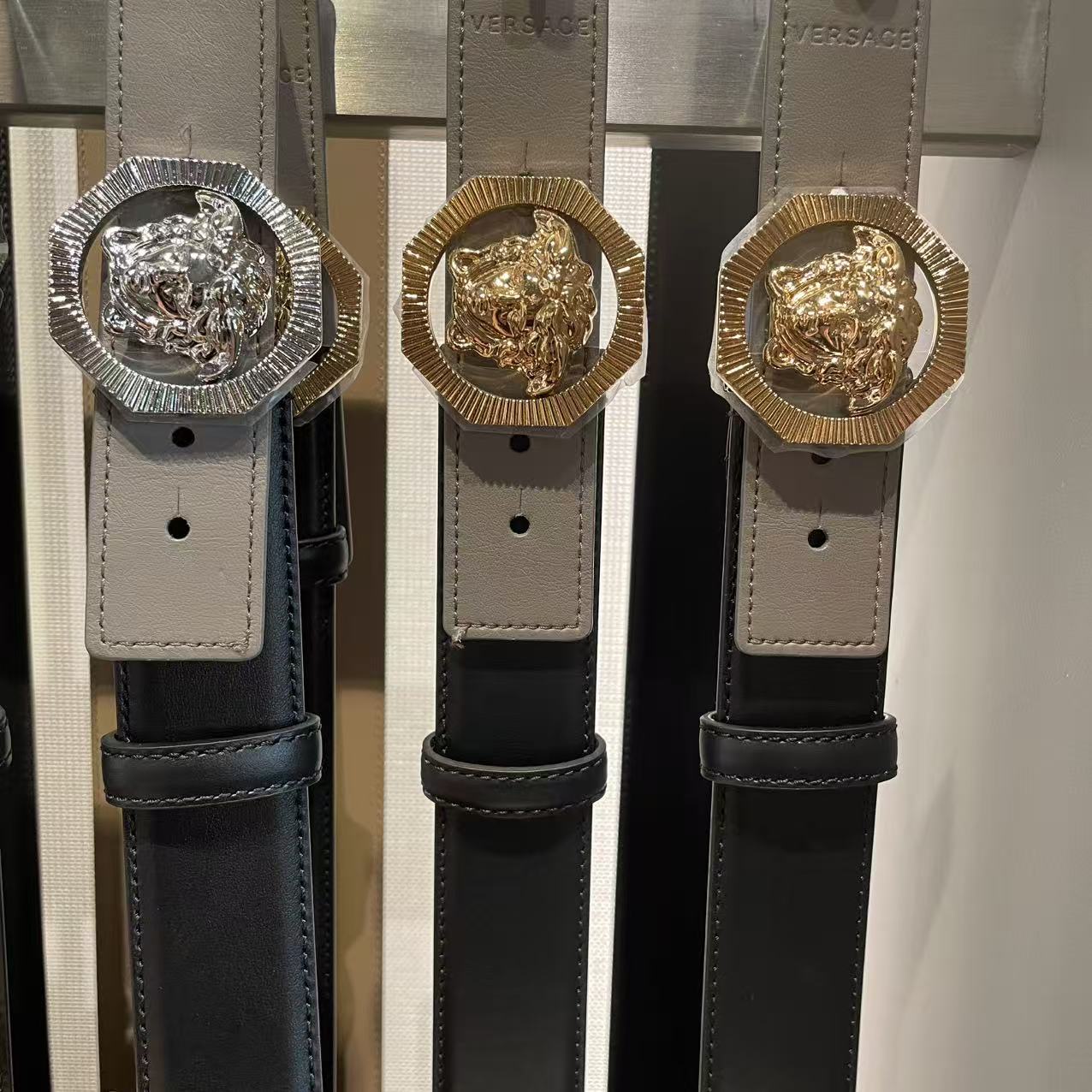 未使用 VERSACE/范思哲 饰品男士美杜莎镂空腰带多色