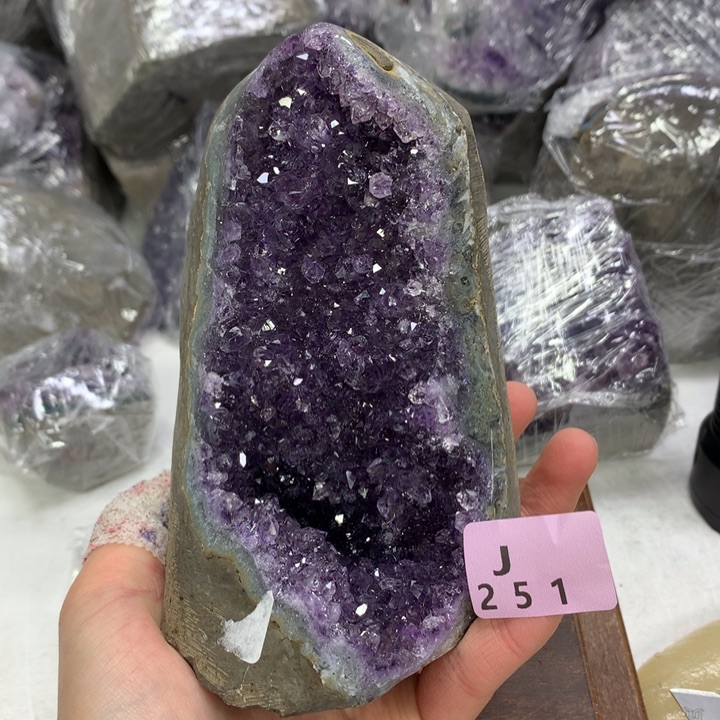 水晶大型摆件（非配饰）未镶嵌