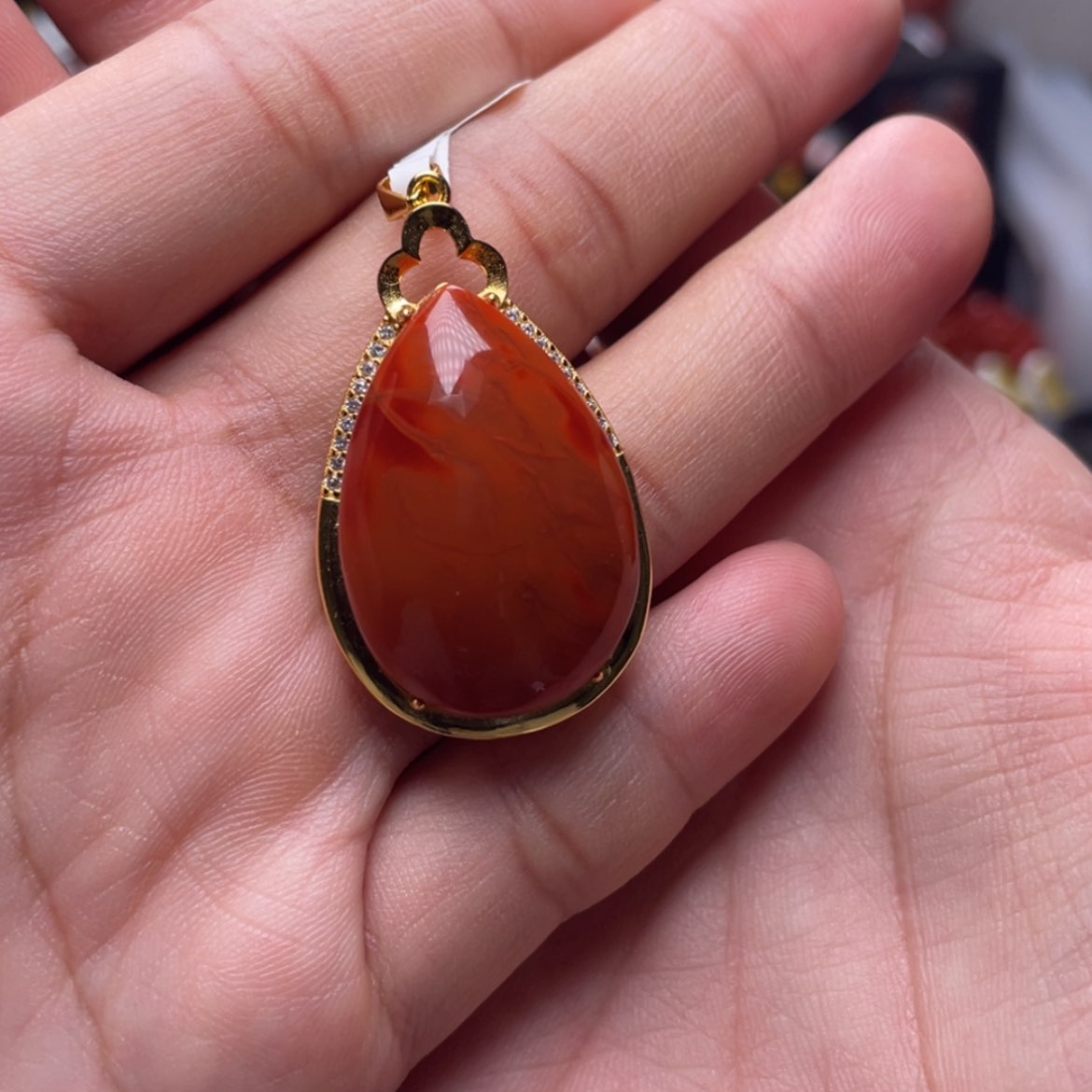 【闪购商品】银S925镶嵌水滴吊坠南红玛瑙