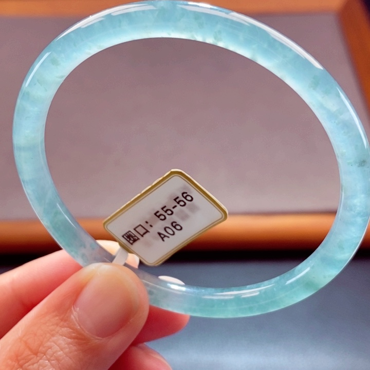 翡翠未镶嵌手镯天然翡翠手镯28