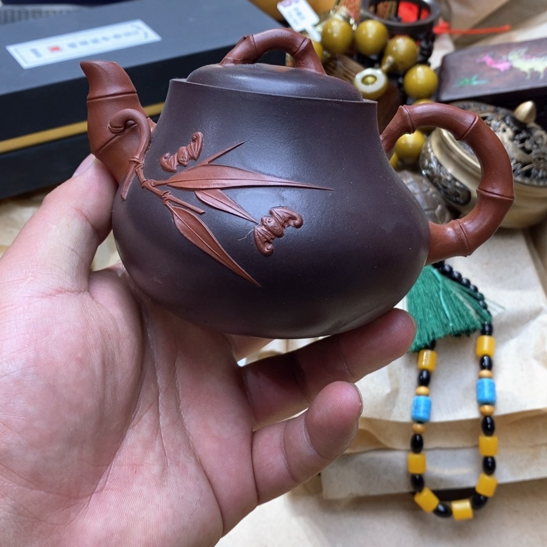 大叶紫檀（黑酸枝木类）