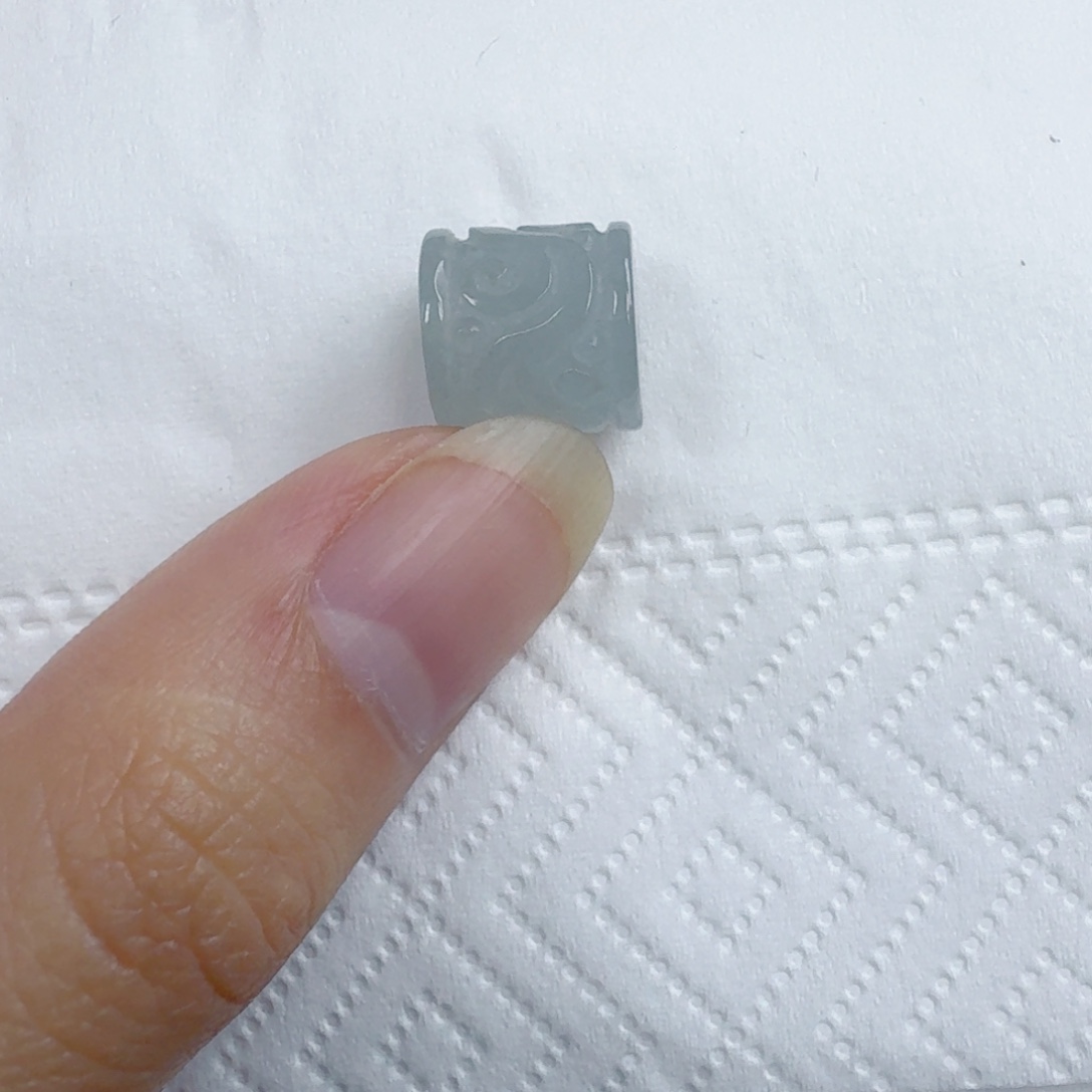 翡翠散珠桶珠一个