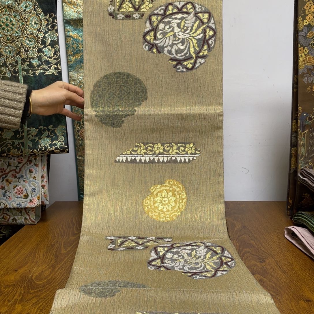 鸾***舍织绣织锦缎工艺流程