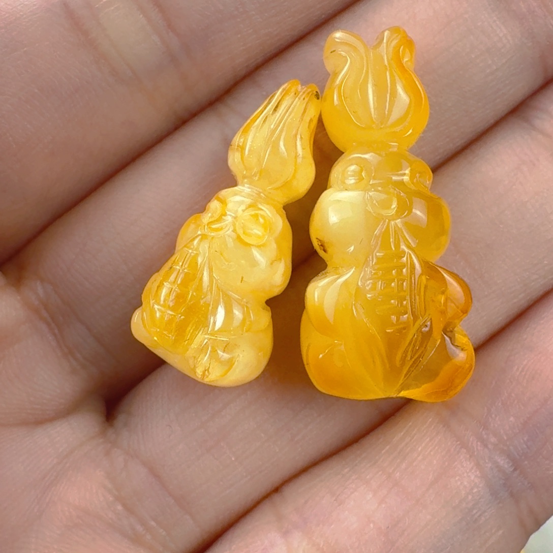 蜜蜡未镶嵌裸石微粉备注打孔一对