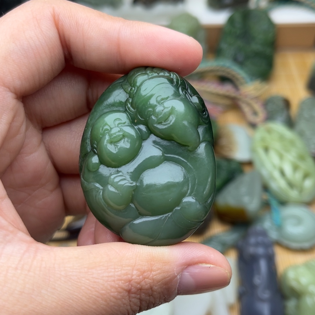 和田玉颈饰未镶嵌