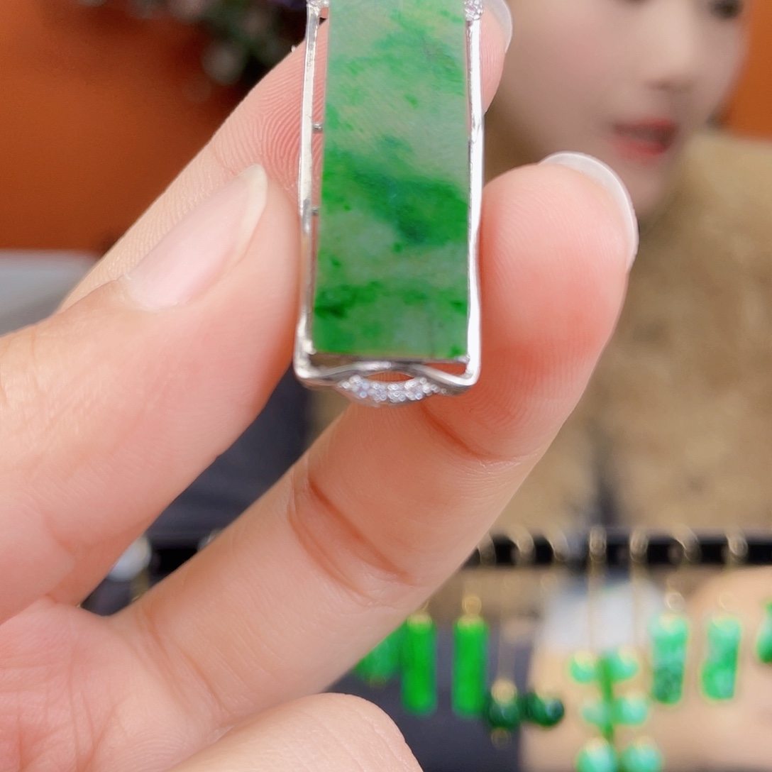 翡翠银S925镶嵌耳饰