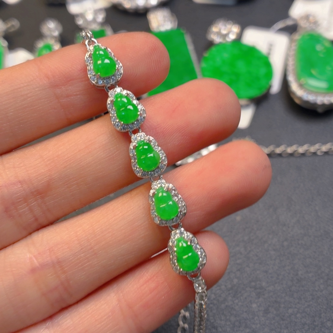 翡翠银S925镶嵌颈饰