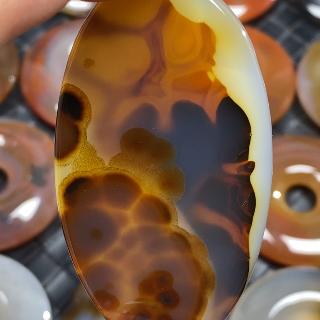 玛瑙/玉髓未镶嵌颈饰