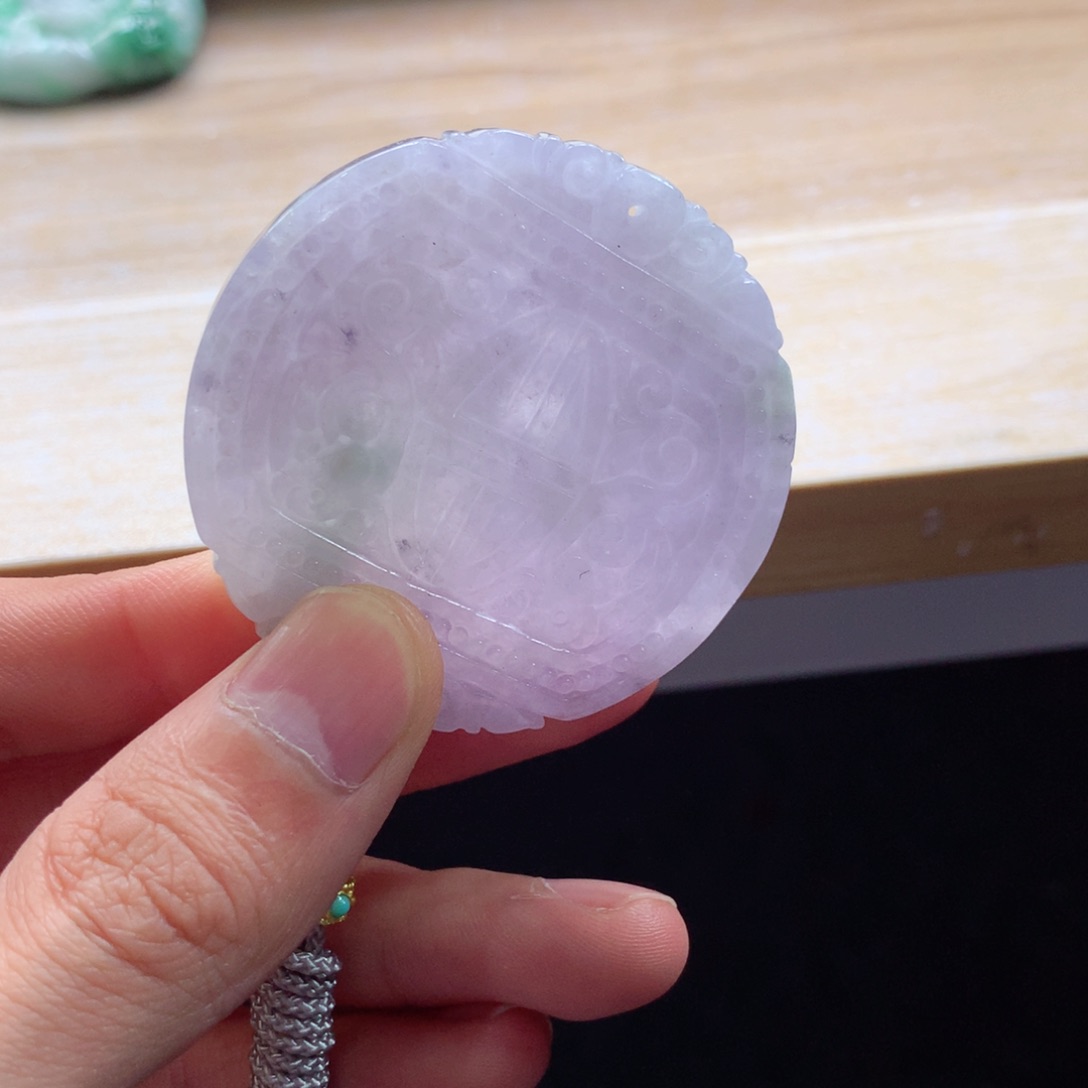 翡翠颈饰未镶嵌吊坠