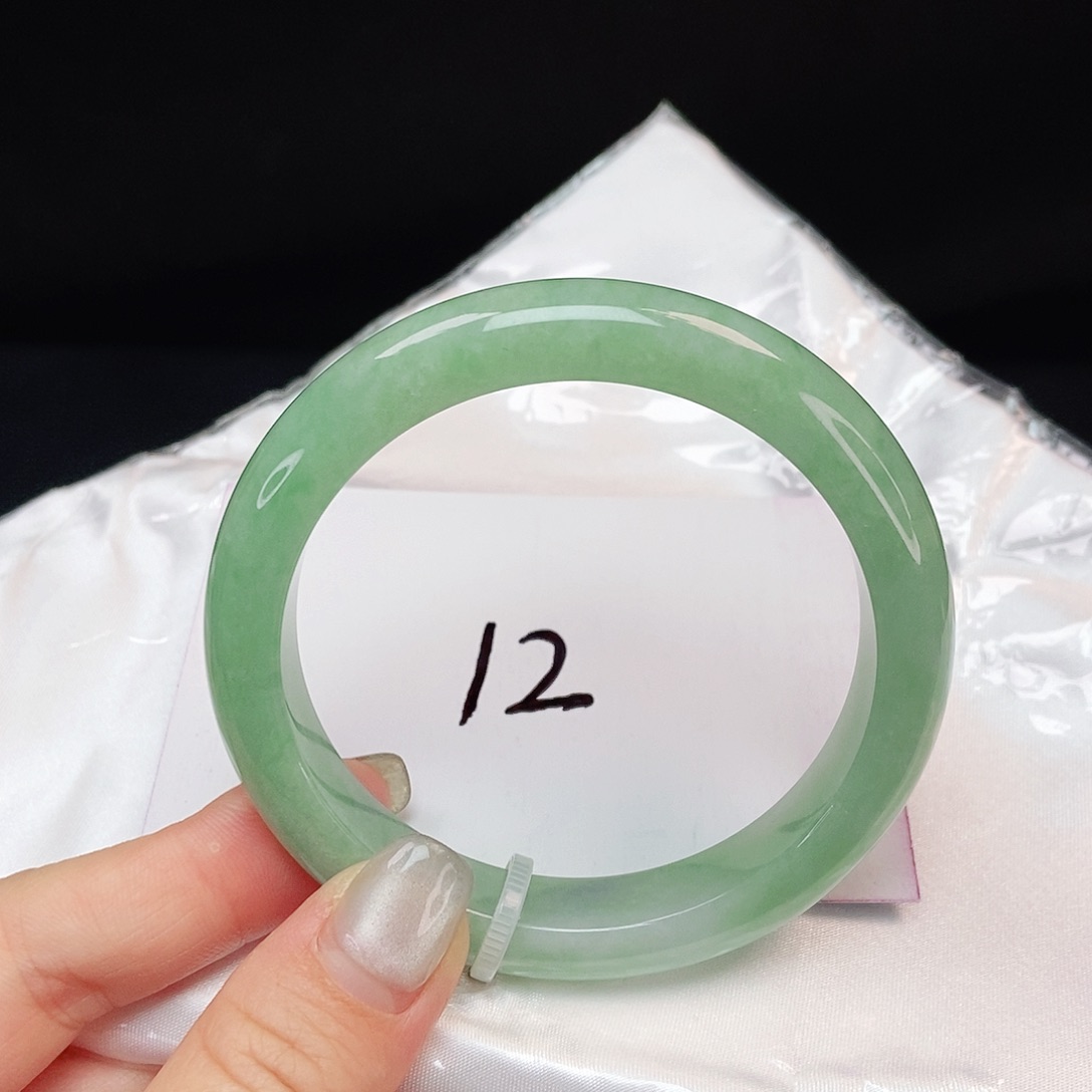 翡翠手镯未镶嵌有你很甜58-59