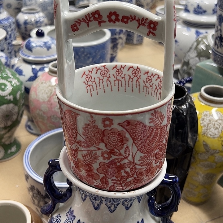 瓷片烈盖。。。。。。。。。。。。。。