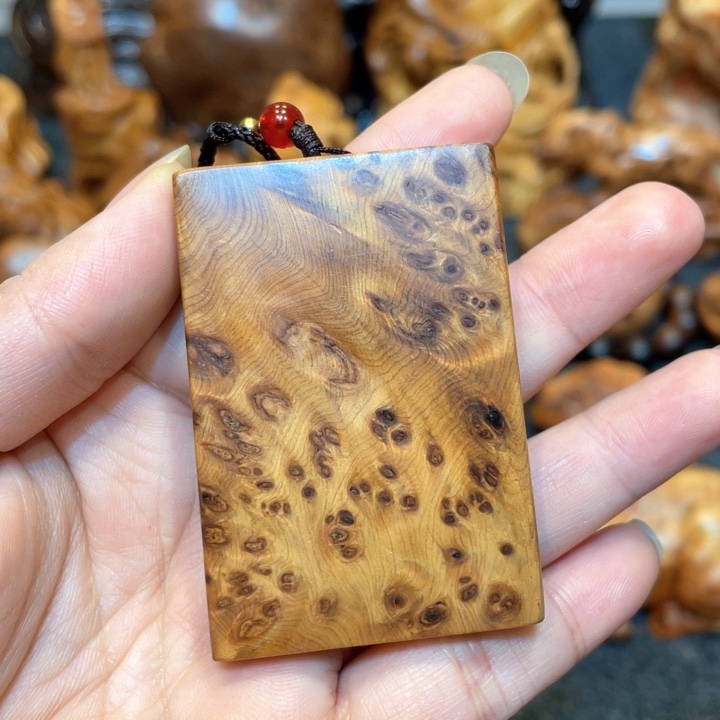 柏木（崖柏）太行精品陈化黑金瘤疤无事牌