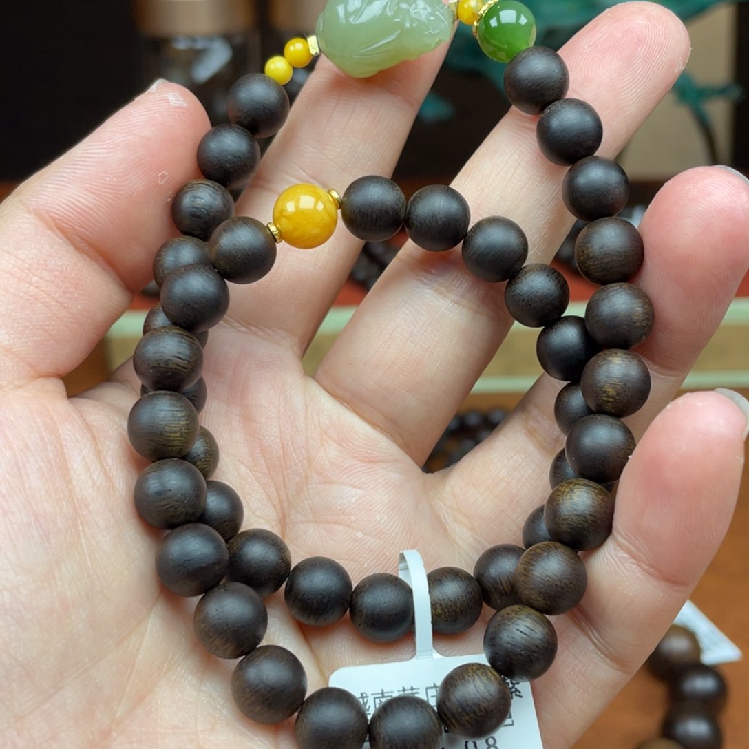 沉香手串越南芽庄紫棋雷击