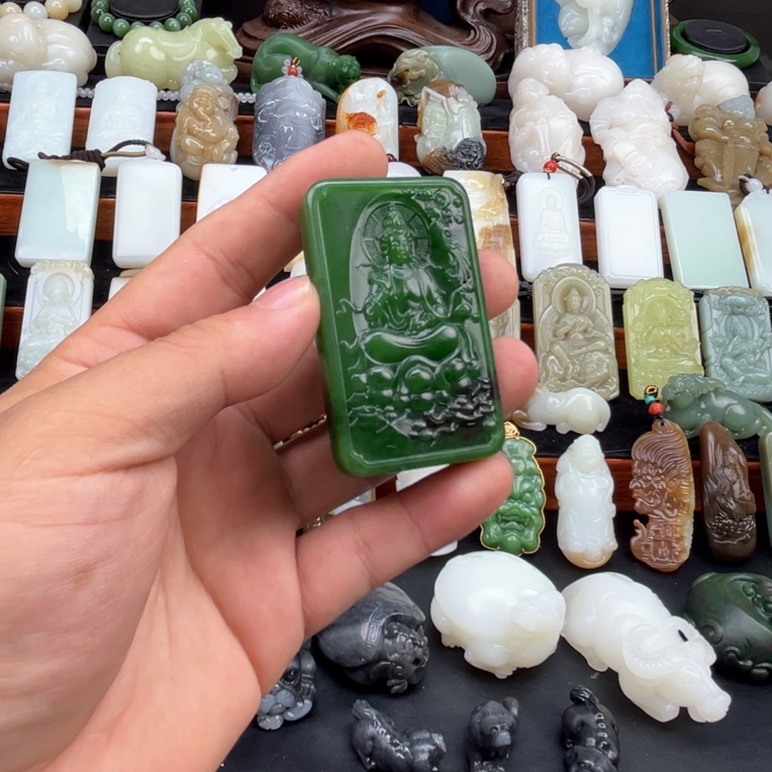 和田玉未镶嵌挂件