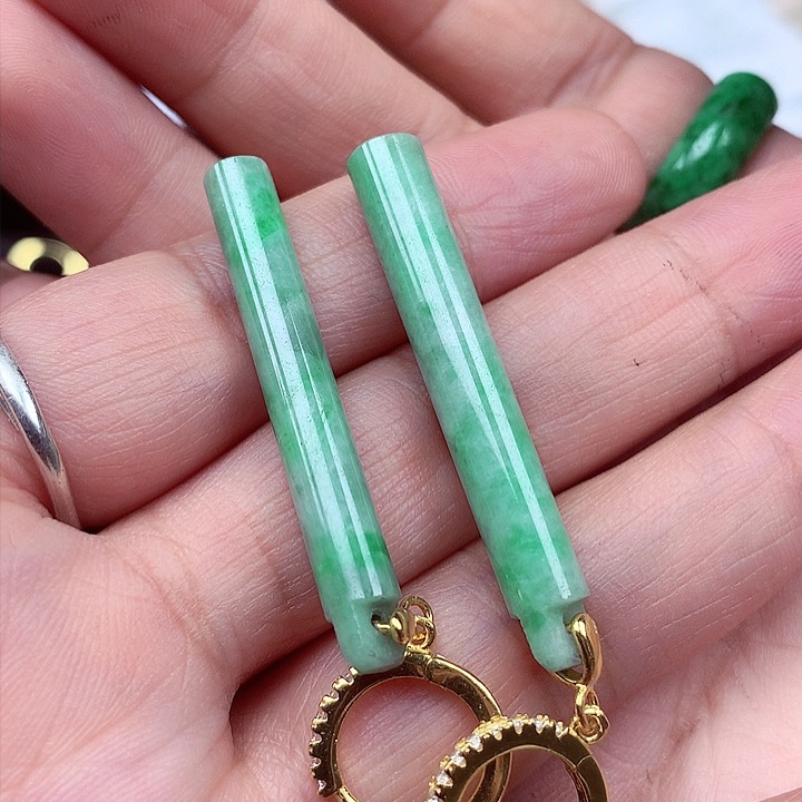 翡翠颈饰银S925镶嵌翡翠