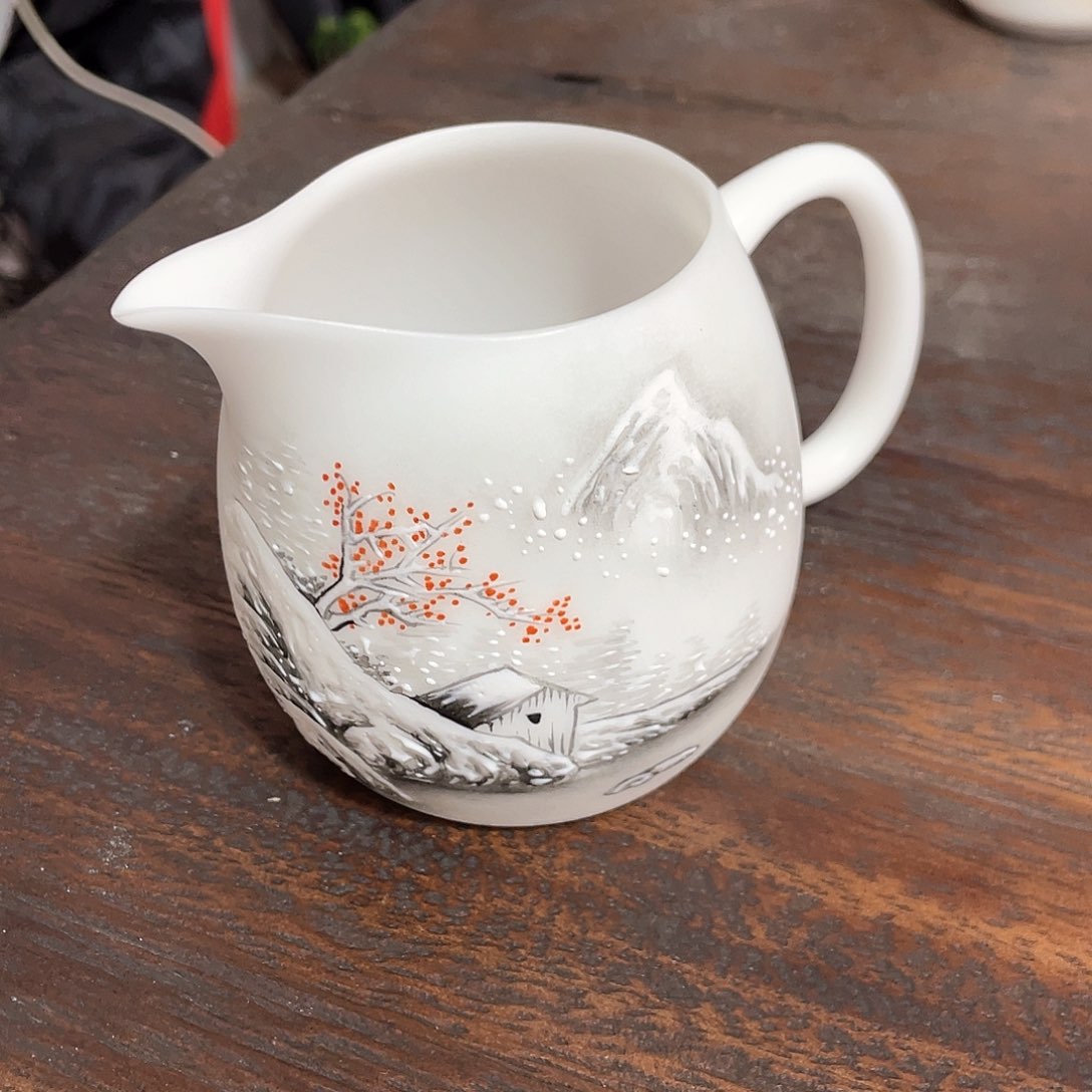 冰种手绘侧把公道杯