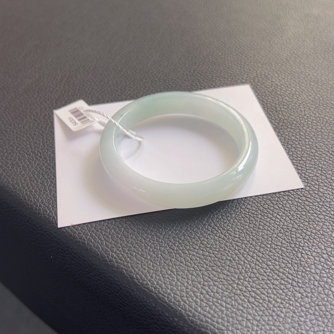 翡翠未镶嵌手镯4号