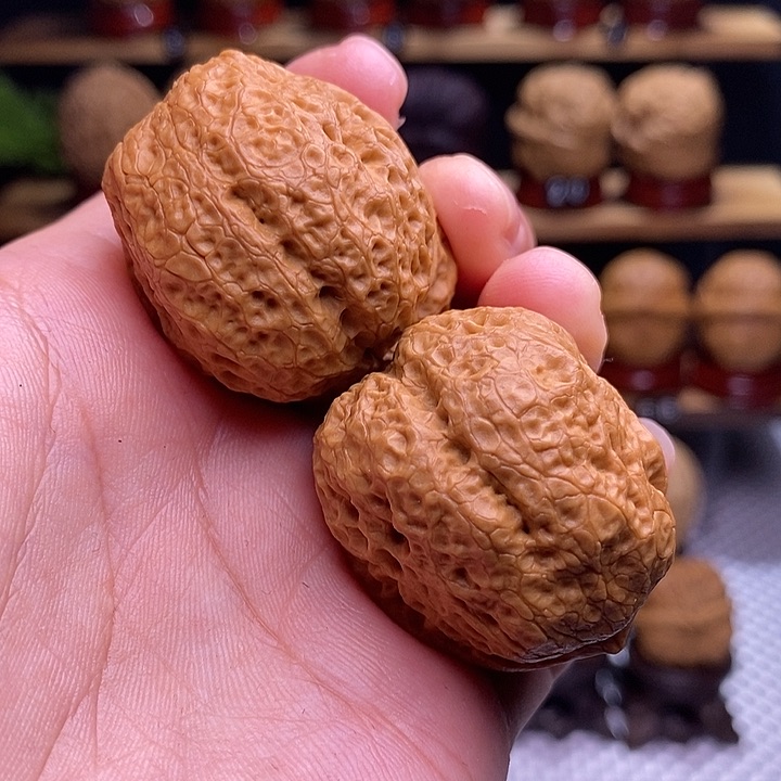 文玩核桃吊坠金蟾王18