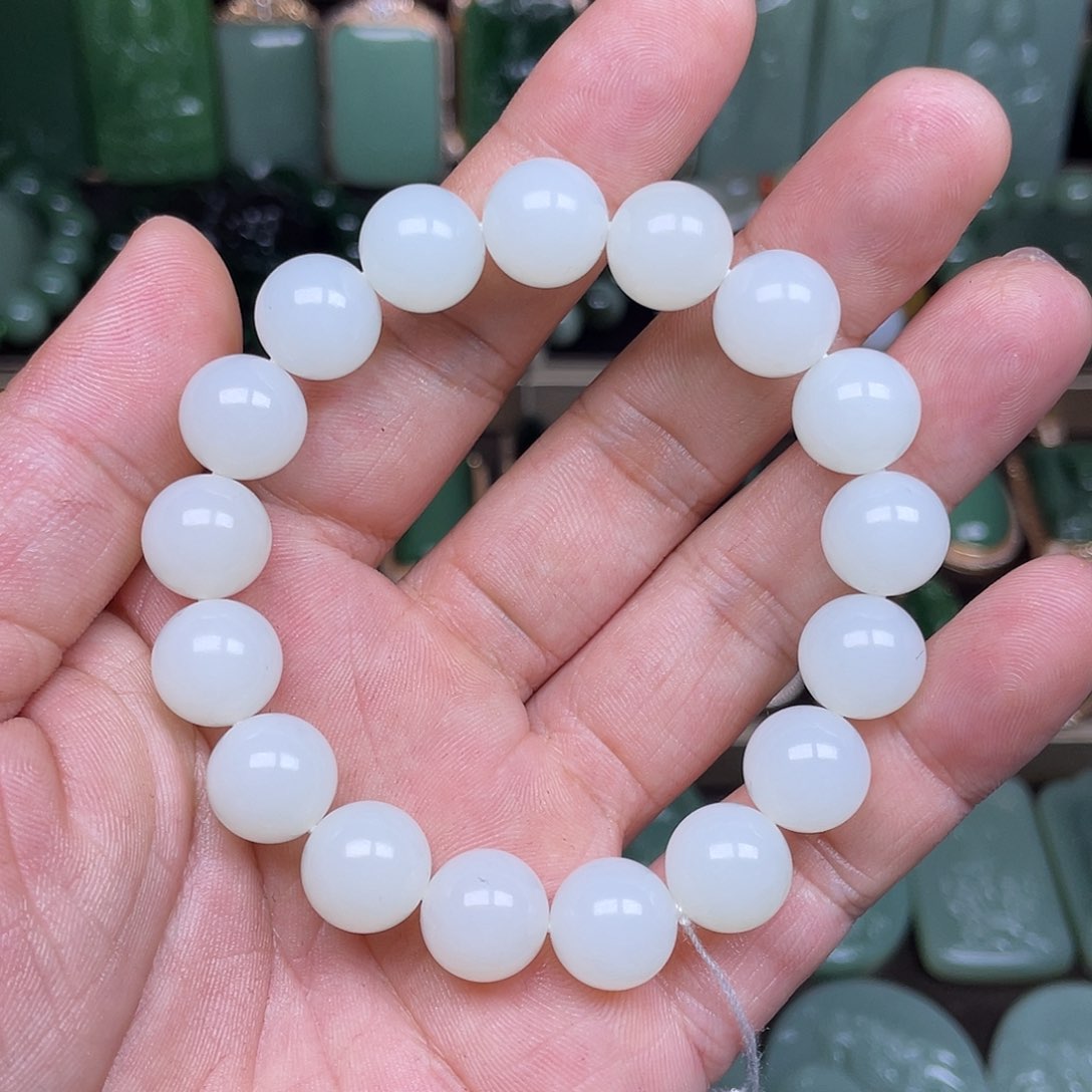 和田玉手串未镶嵌白玉