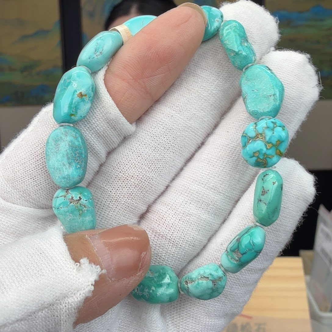 绿松石未镶嵌珠宝奇石