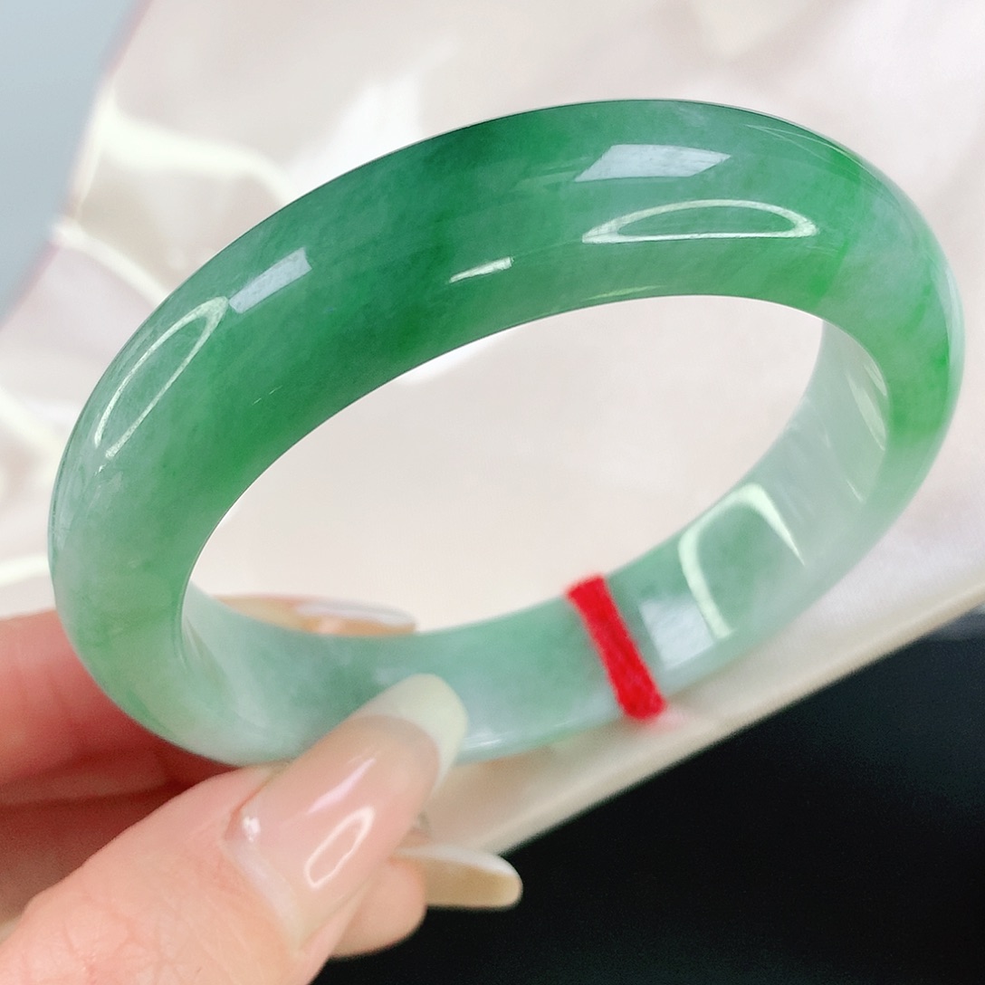 翡翠手镯未镶嵌5229翡翠