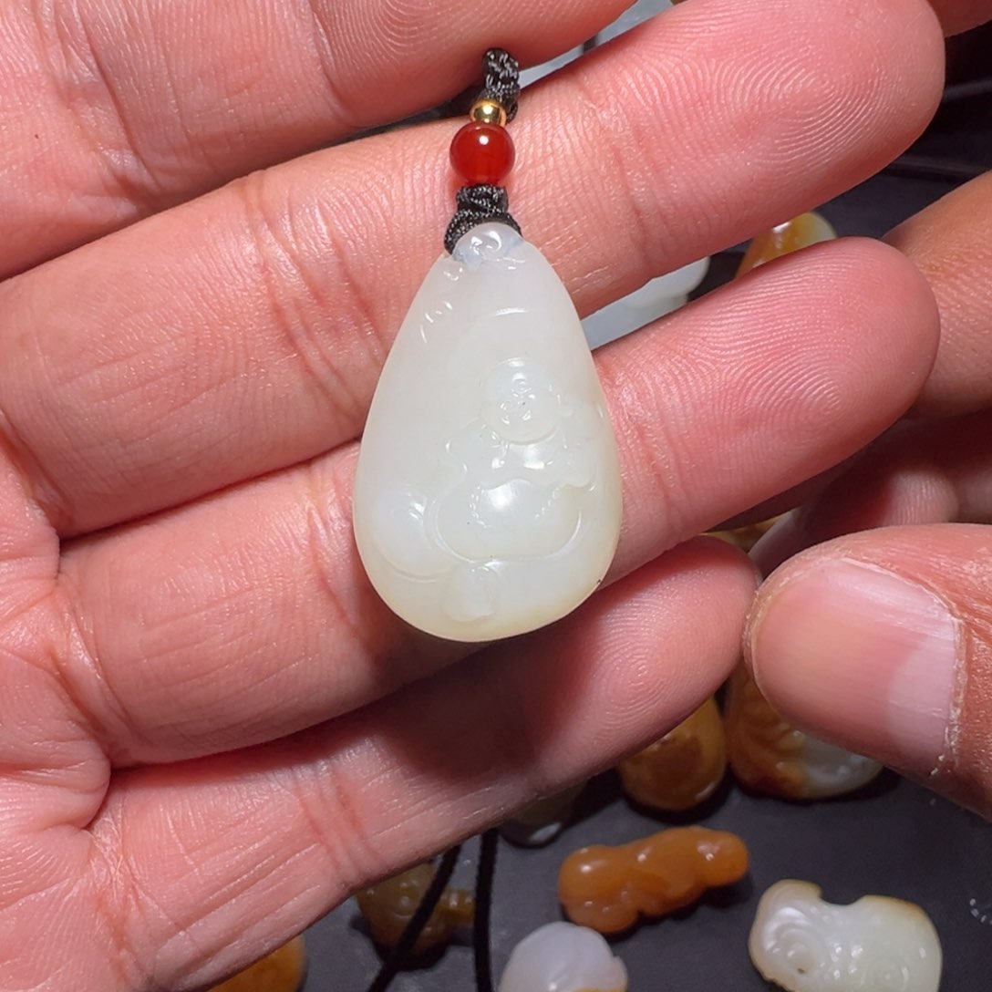 和田玉挂件未镶嵌