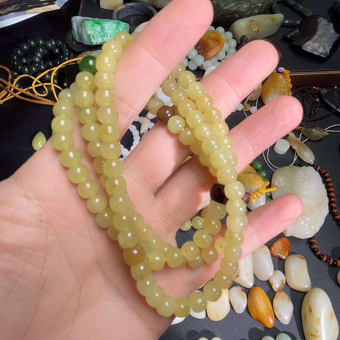 和田玉（糖玉）未镶嵌颈饰