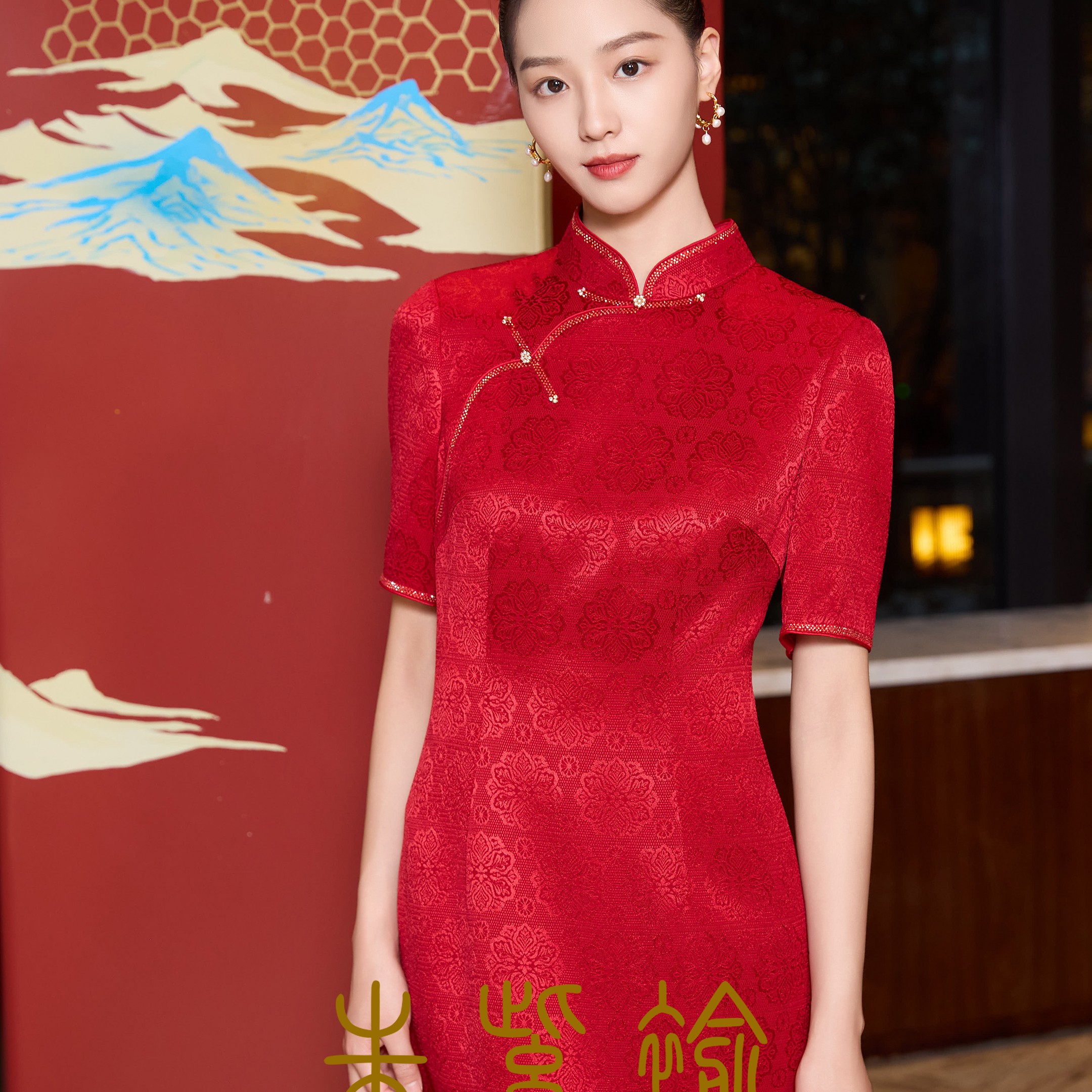 170388朱紫䄖酒红色高端简约大方喜妈妈旗袍