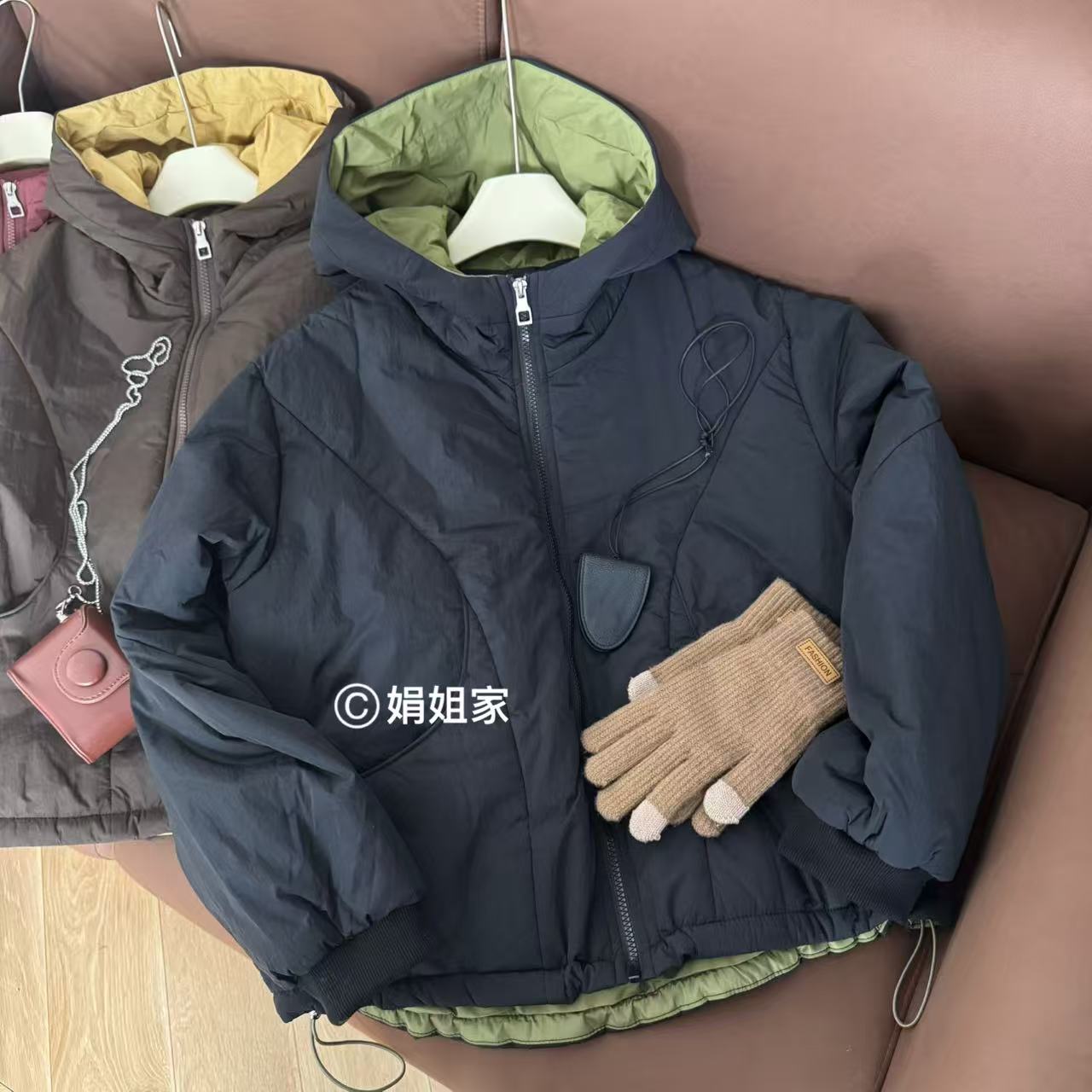 2025初冬新款时尚韩版休闲  连帽简约压缩棉衣