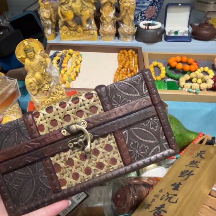 绿泥——————————————————————