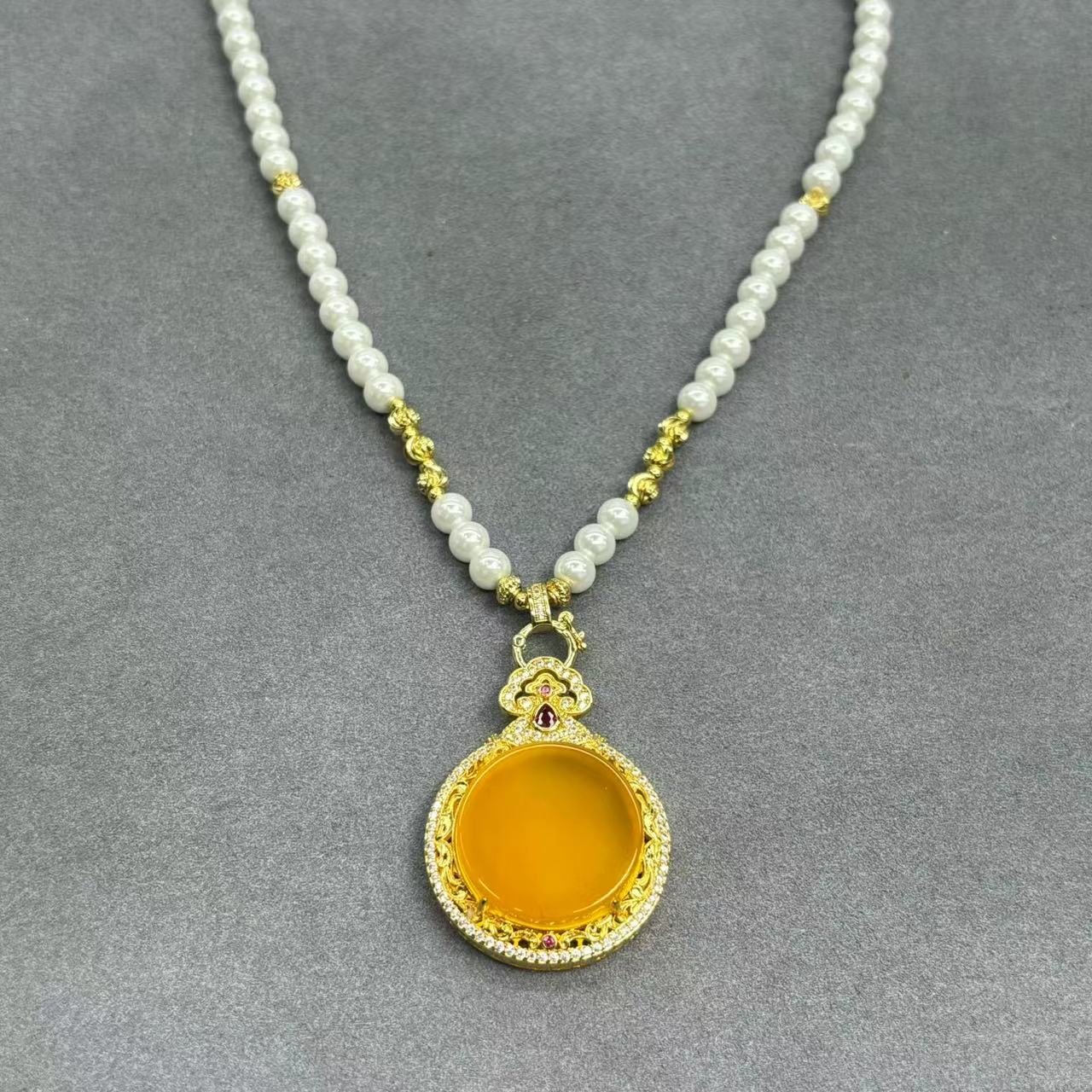 y2247-国风设计款黄无事圆牌吊坠-mn-赠礼盒